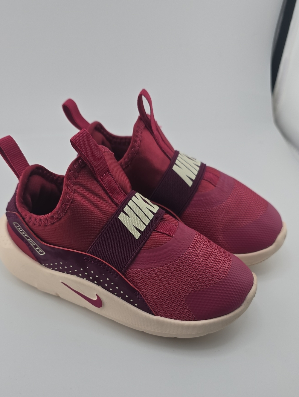 Nike Flex Runner 4GS  Bordeaux/Guava Ice/Sweet Beet Size 9C - Picture 2 of 14